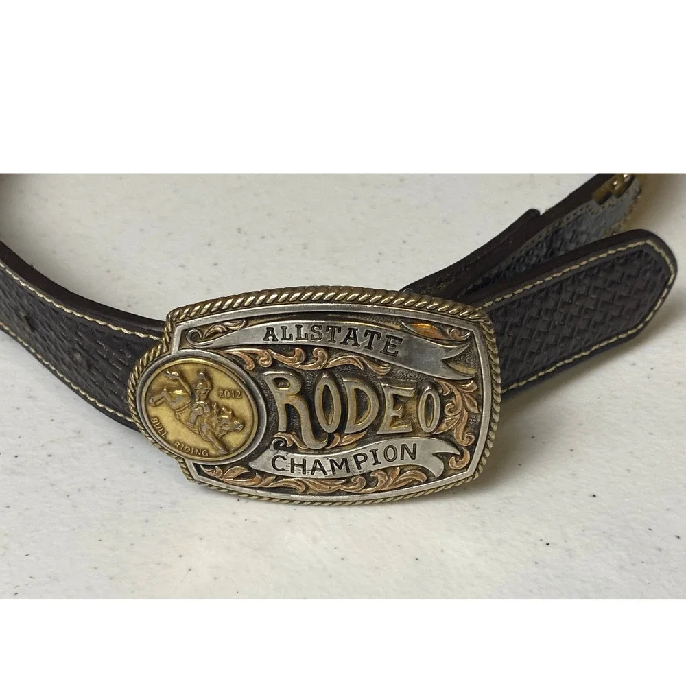 Cavender's Brown Leather Belt with Rodeo Champion 2012 Coin Buckle Men's Size 30